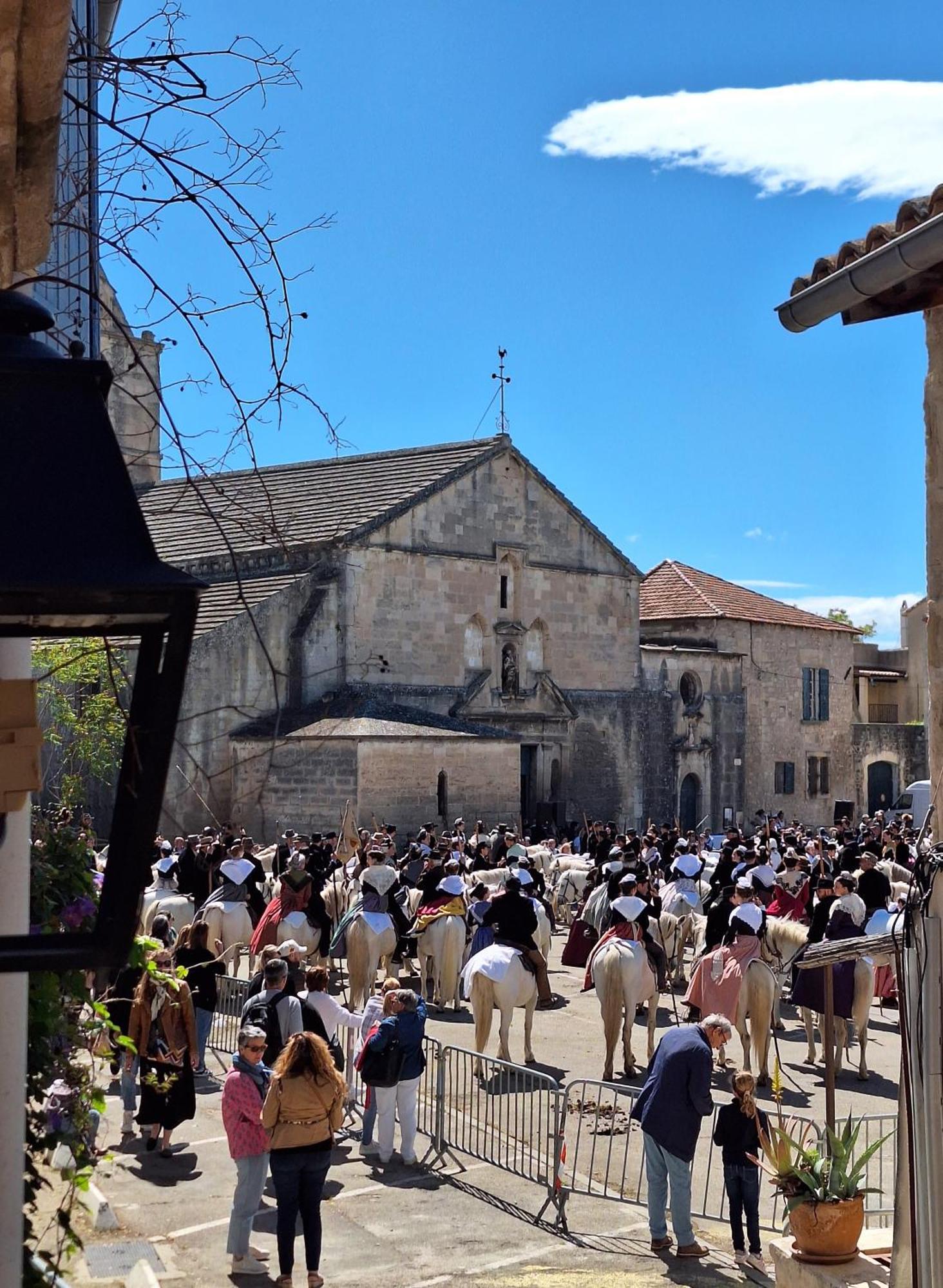 La Garriguette Appart Centre Historique Calme Climatise 6 Couchages Arles Zewnętrze zdjęcie